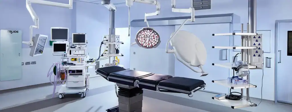 Modern operating room in a certified aesthetic surgery clinic, equipped with advanced technology and bright, sterile environment
